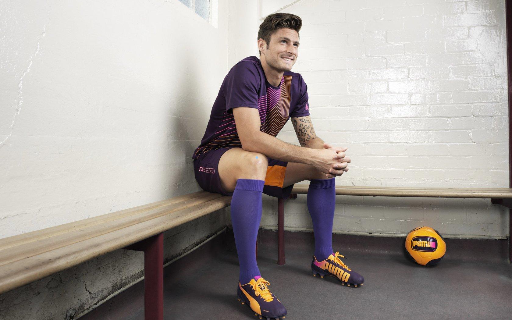 kaiyun|深圳足球俱乐部成功签约29岁前欧冠主力，中超联赛再添世界杯国脚级外援